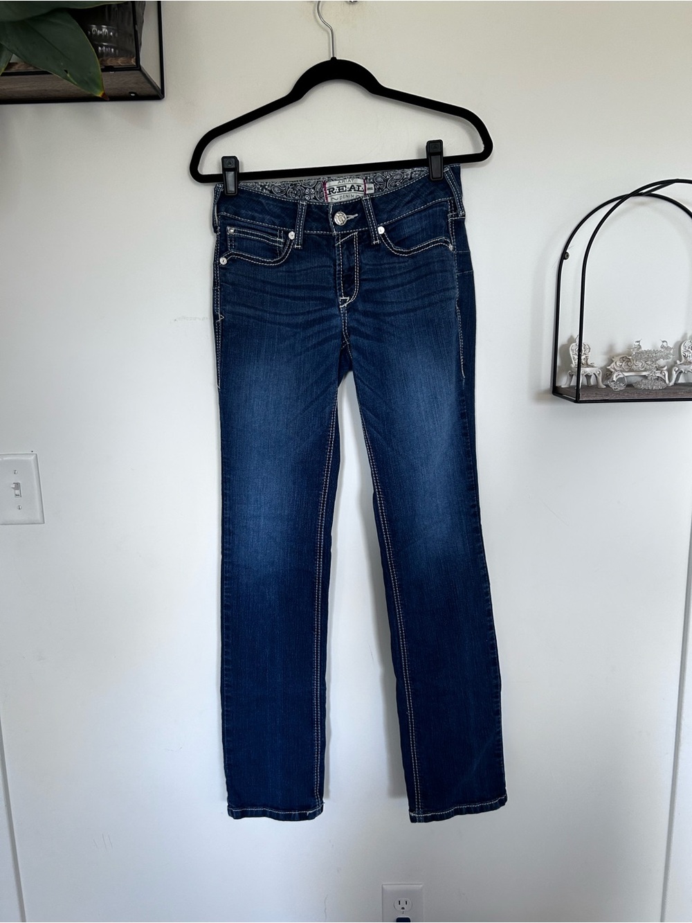 Ariat R.E.A.L. Long Straight Leg Denim Blue Jeans Size 28L